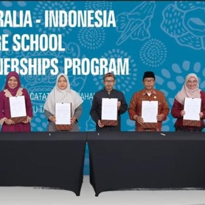 MAN 11 JAKARTA SELATAN BERHASIL MENJADI SALAH SATU SEKOLAH/MADRASAH MITRA AUSTRALIA-INDONESIA BRIDGE SCHOOL PARTNERSHIPS PROGRAM TAHUN 2024